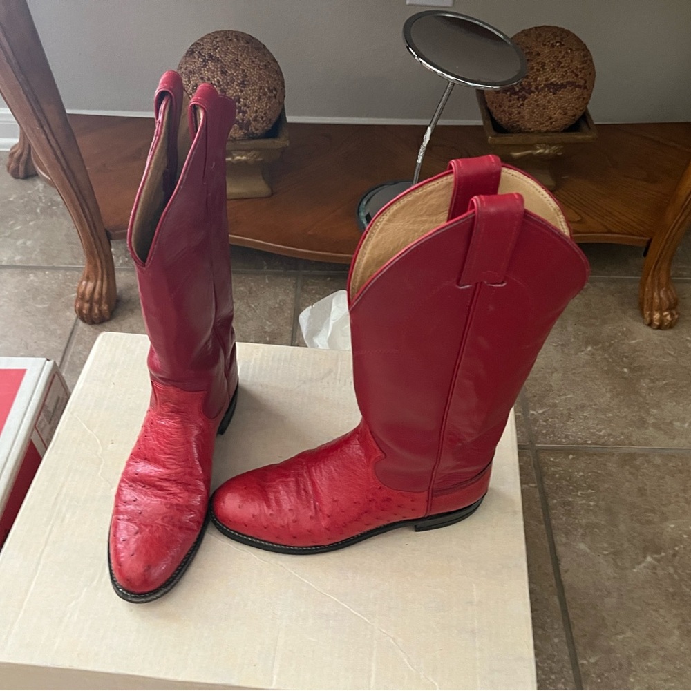 Women's 1/2 Quill Vibrant Red Western Boots